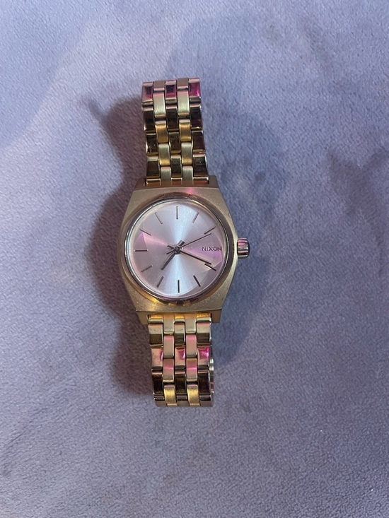 Women’s Nixon watch in rose-gold - Picture 2 of 4